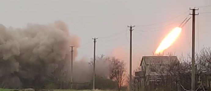 "Солнцепеки" сжигают скопления украинских боевиков на Лиманском направлении