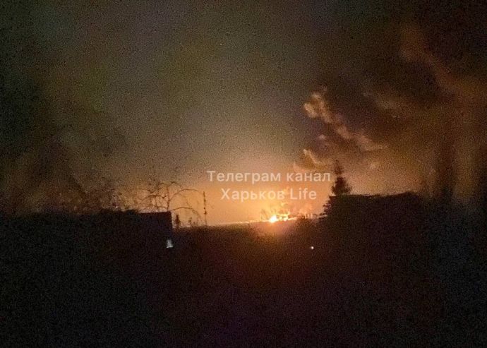 Мощный взрыв и пожар в Харьковской области