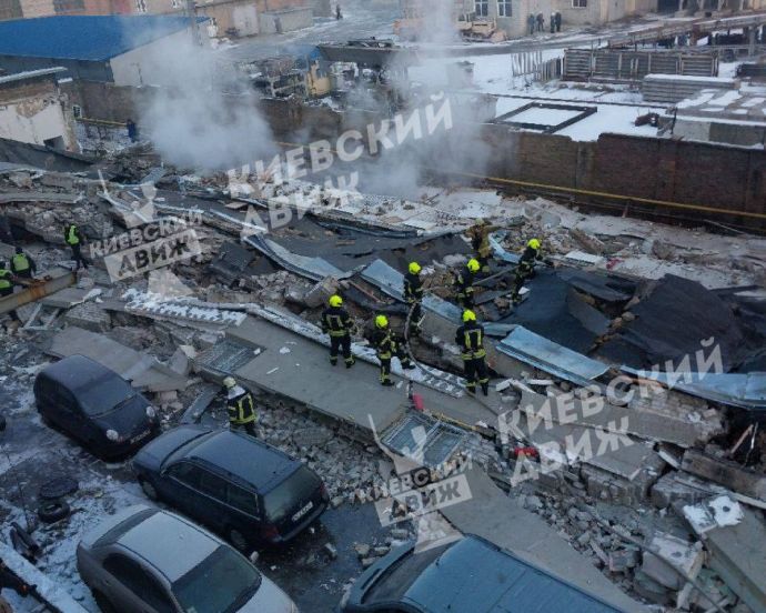 Последствия взрыва в В Дарницком районе Киева