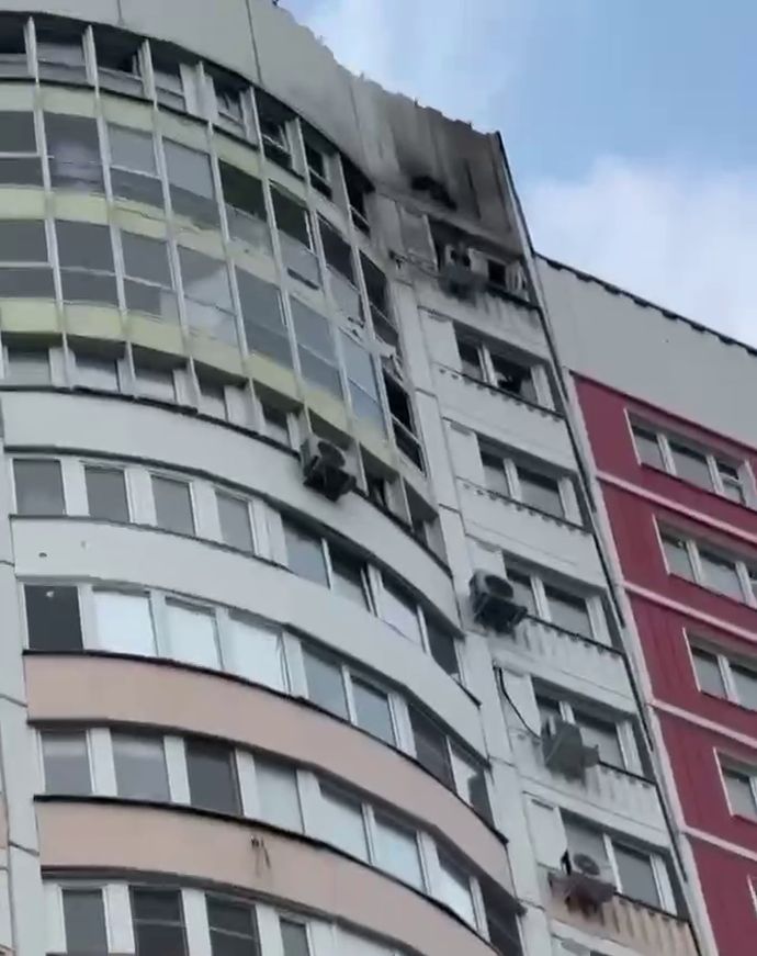 25-этажный дом в Москве, получивший повреждения