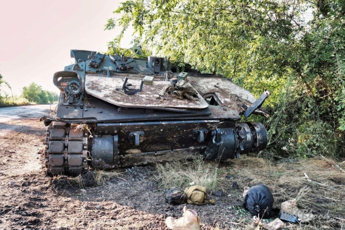 Разбитая БМП M2A2 Bradley ODS-SA украинских войск на Запорожском направлении.